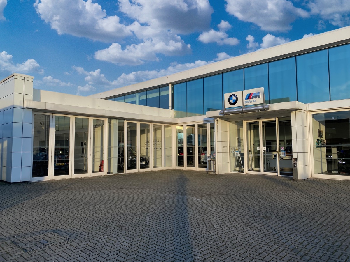 Berry Group BMW dealership exterior